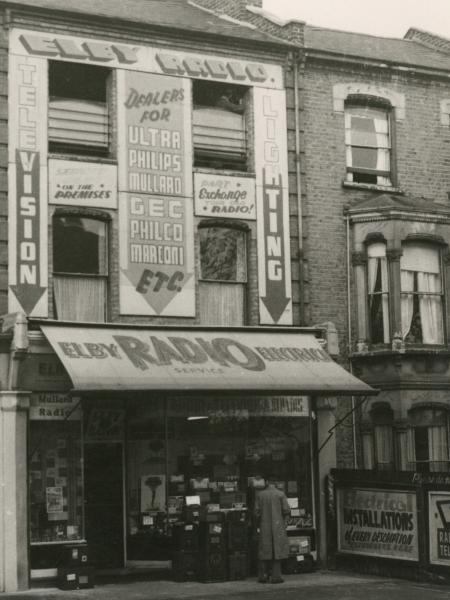 Radio store on Tottenham High Road from circa 1950