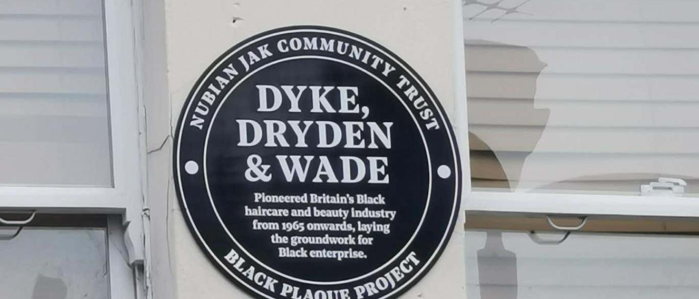 Dyke and Dryden Plaque